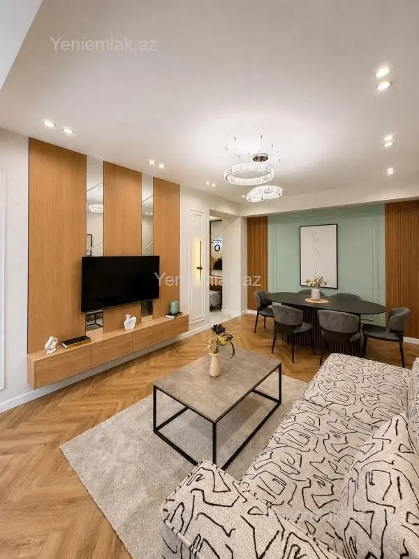 Satılır 3 otaqlı yeni tikili 80 m²