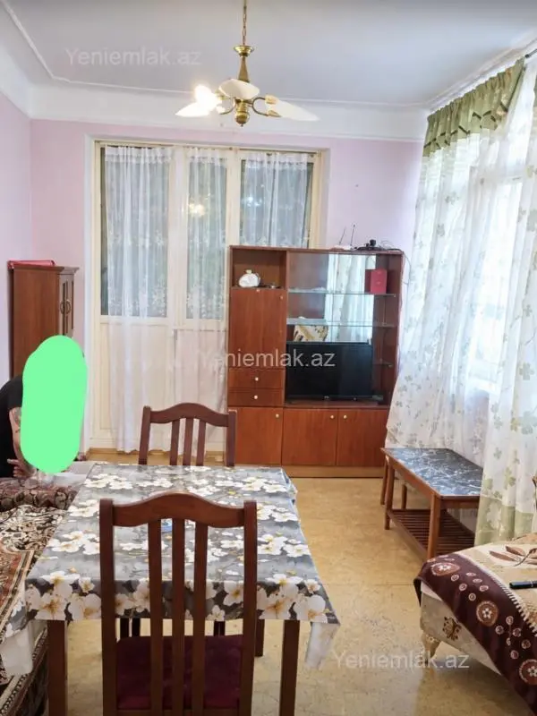 Satılır 3 otaqlı köhnə tikili 73.3 m²