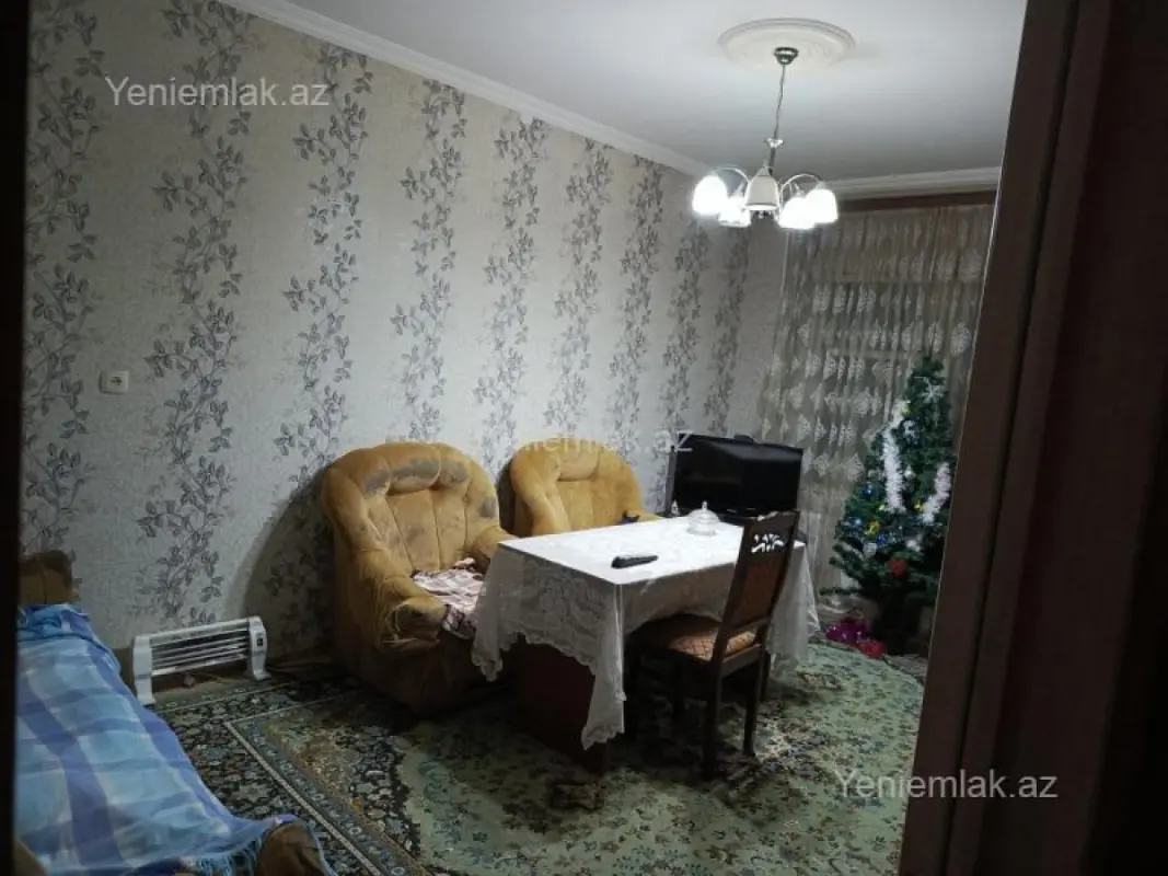 Satılır 3 otaqlı köhnə tikili 72 m²
