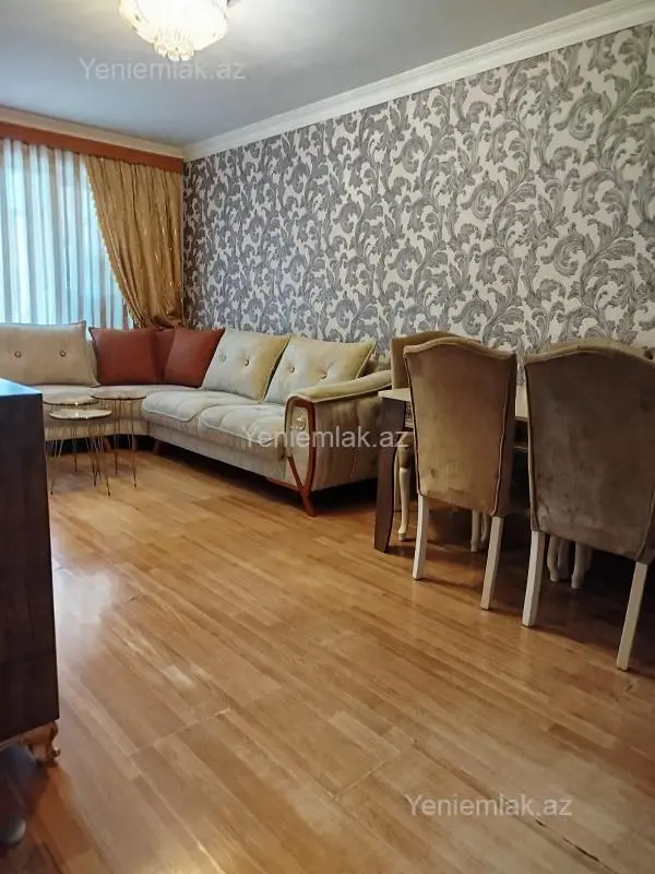 Satılır 2 otaqlı köhnə tikili 50 m²
