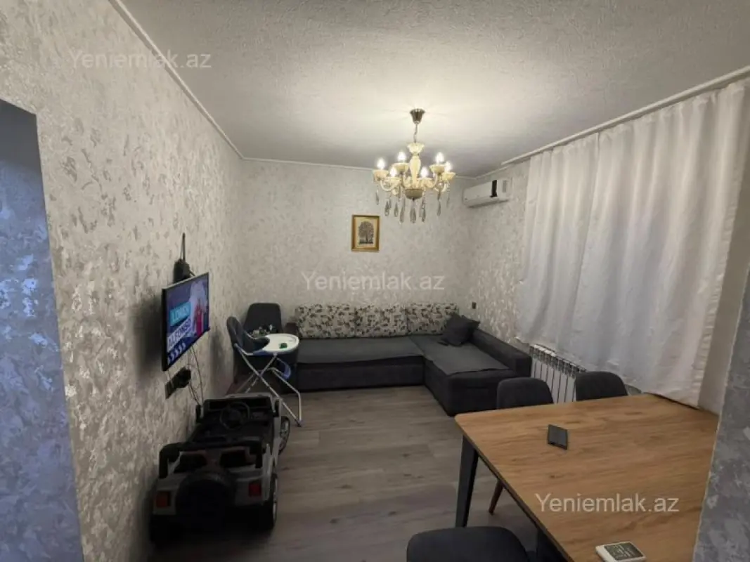Satılır 3 otaqlı köhnə tikili 55 m²