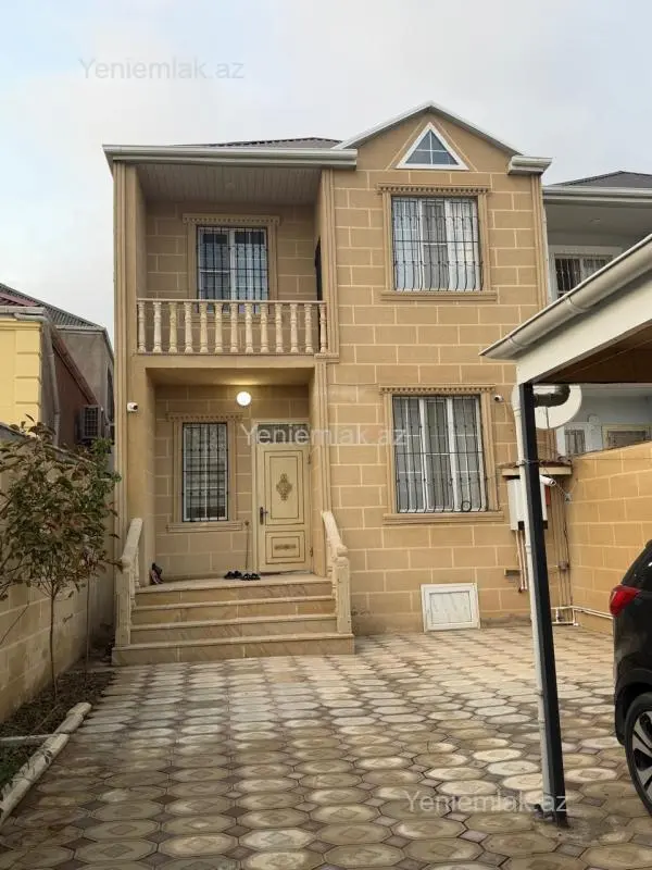 Satılır 4 otaqlı həyət evi 215 m²