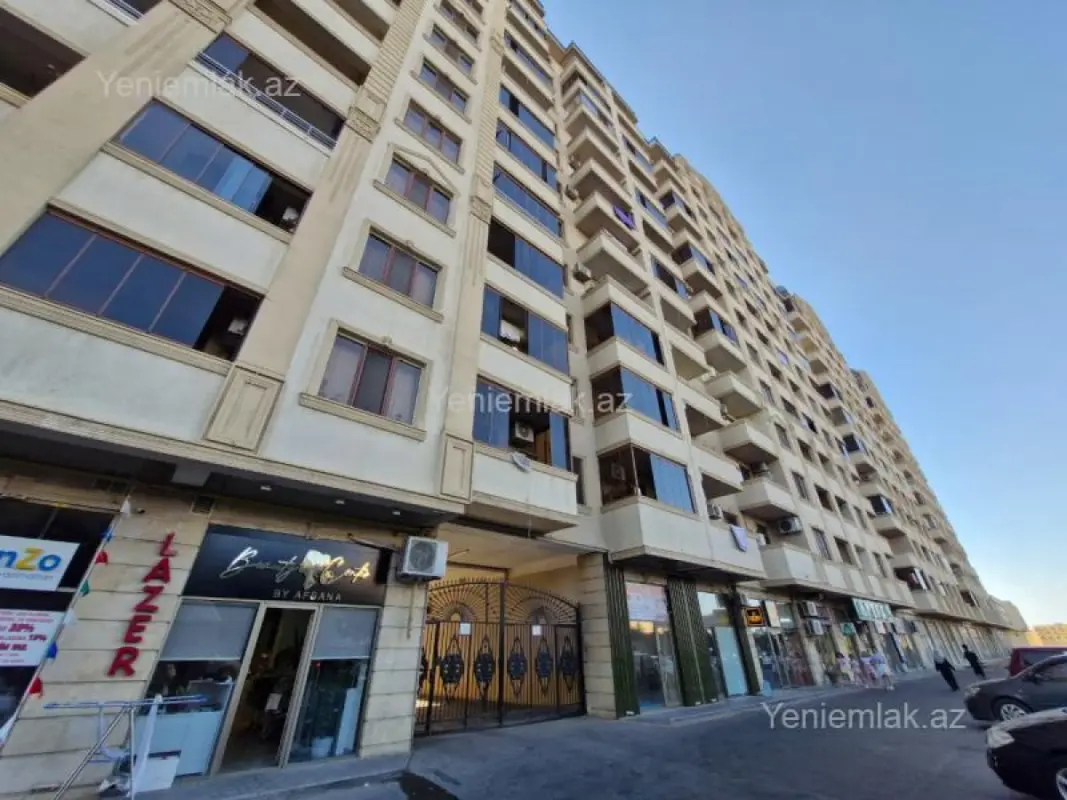 Satılır 3 otaqlı yeni tikili 110 m²