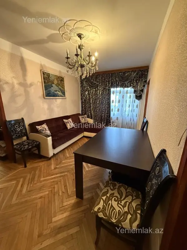 Satılır 2 otaqlı köhnə tikili 46 m²