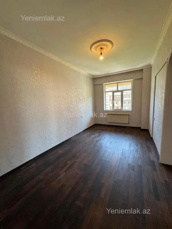 Satılır 2 otaqlı yeni tikili 82 m²