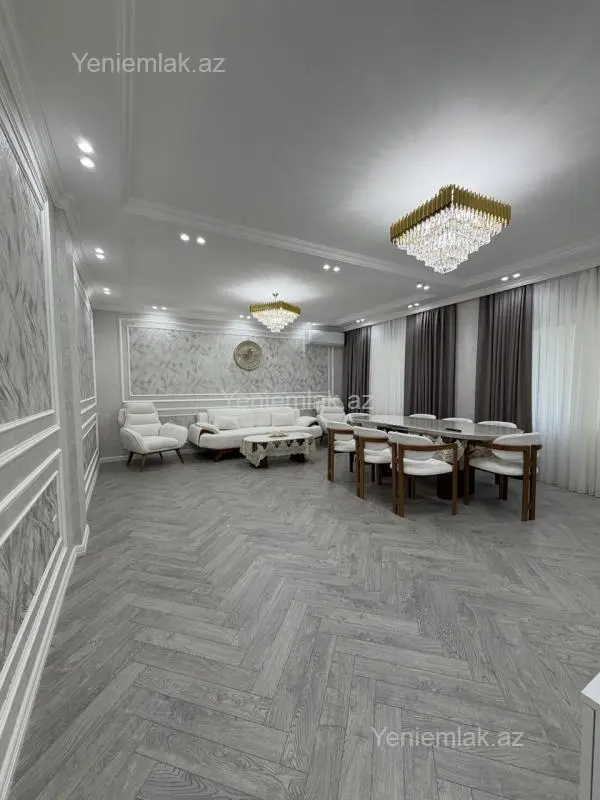 Satılır 5 otaqlı köhnə tikili 130 m²