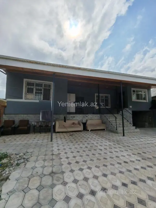 Satılır 4 otaqlı həyət evi 120 m²