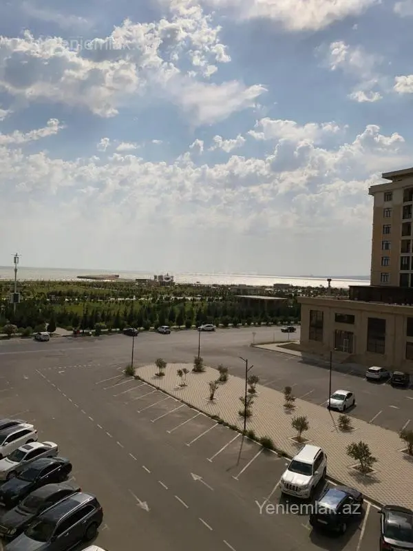 Satılır 2 otaqlı yeni tikili 72 m²