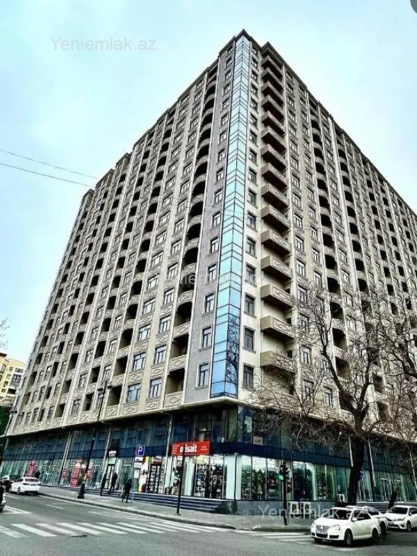 Satılır 3 otaqlı yeni tikili 90 m²