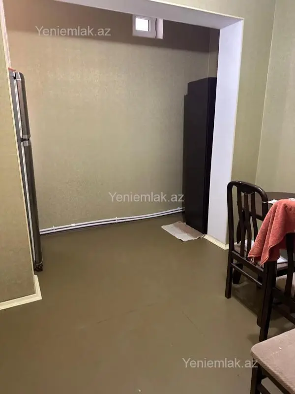 Satılır 2 otaqlı köhnə tikili 63 m²