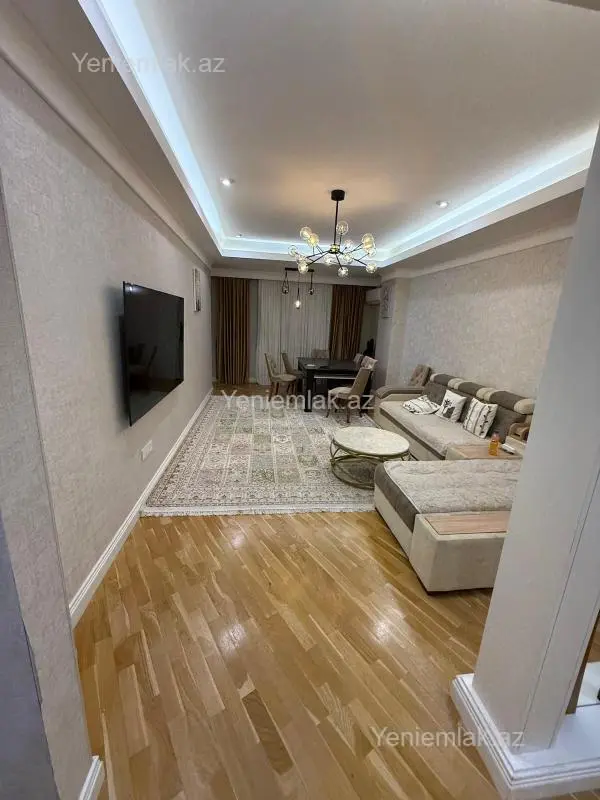 Satılır 4 otaqlı yeni tikili 150 m²