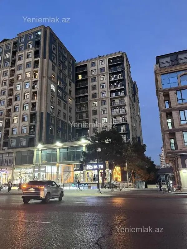 Satılır 4 otaqlı yeni tikili 129 m²
