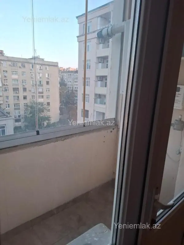 Satılır 2 otaqlı yeni tikili 85 m²