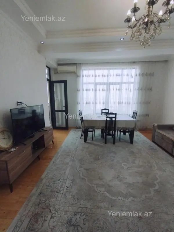 Satılır 3 otaqlı yeni tikili 107 m²