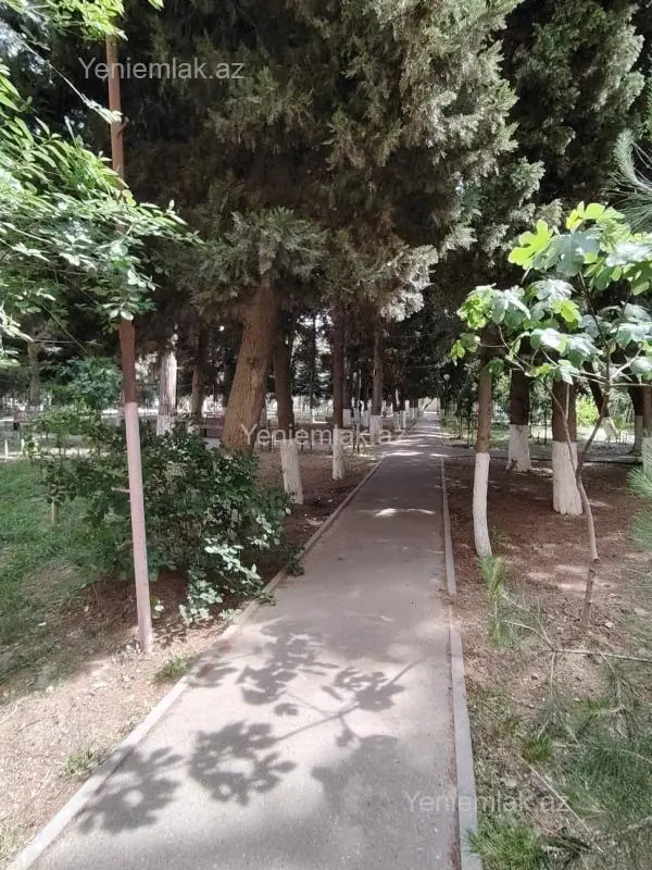 Satılır 4 otaqlı köhnə tikili 93 m²