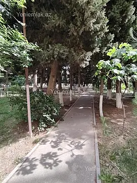 Satılır 4 otaqlı köhnə tikili 93 m² — Bakı, Binəqədi 4 otaq 93.00 m²