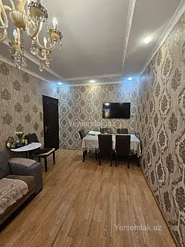 Satılır 3 otaqlı köhnə tikili 74 m² — Sumqayıt, 7-ci mikrorayon 3 otaq 74.00 m²