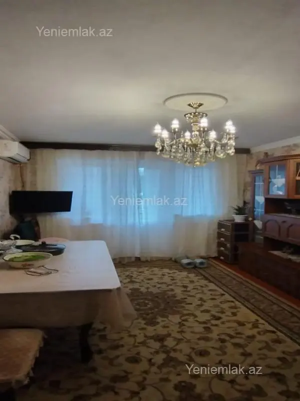 Satılır 2 otaqlı köhnə tikili 47 m²