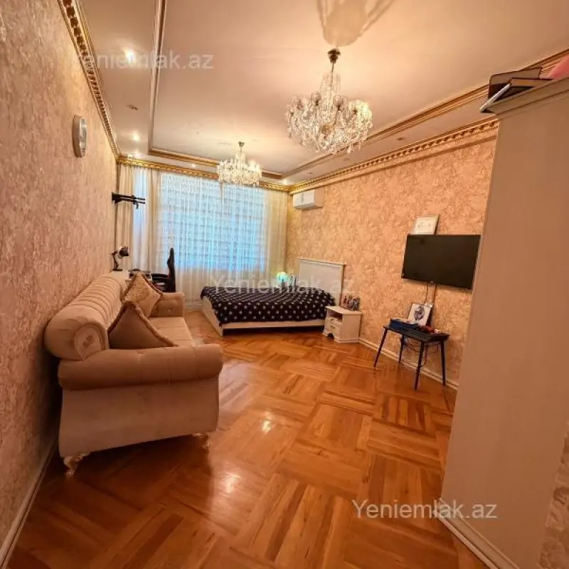 Satılır 3 otaqlı yeni tikili 115 m²