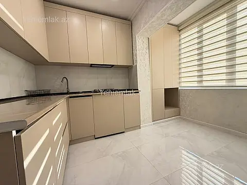 Satılır 2 otaqlı köhnə tikili 60 m² — Bakı, Nizami 2 otaq 60.00 m²