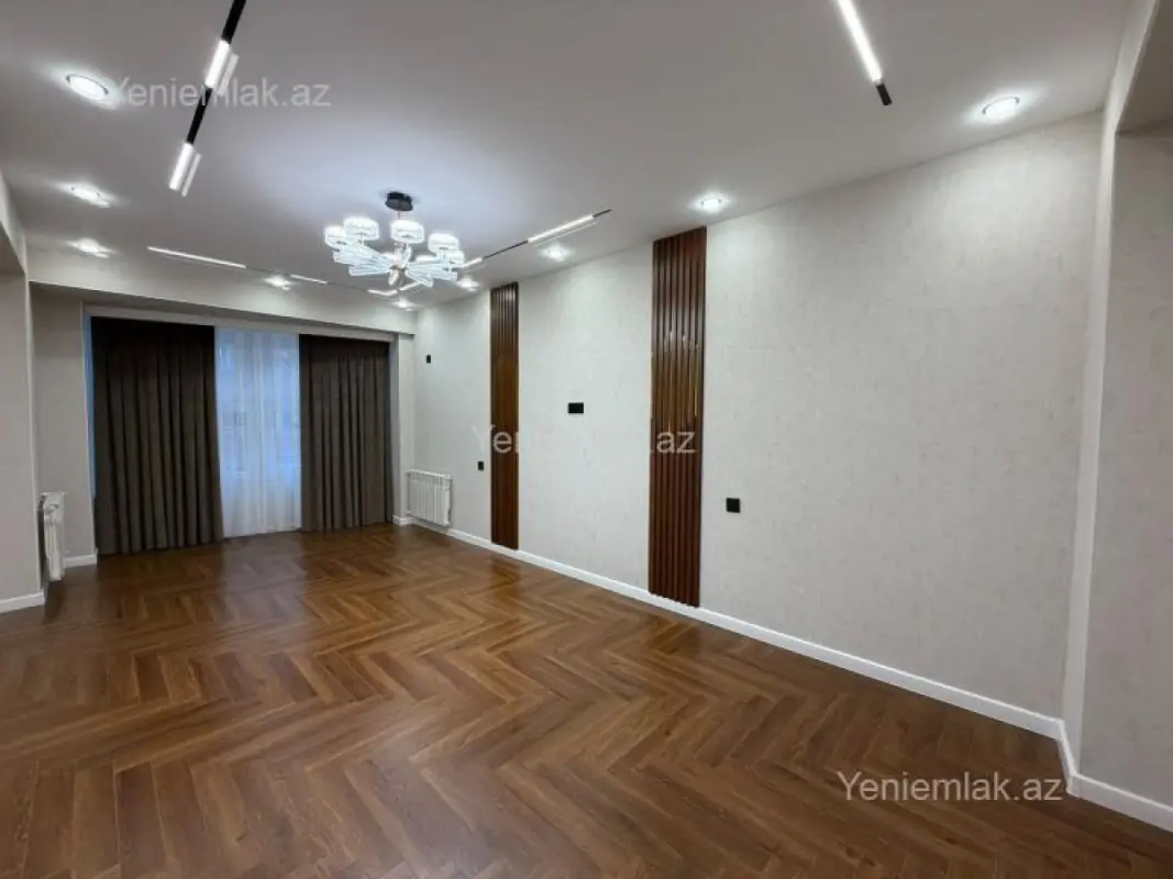 Satılır 3 otaqlı yeni tikili 110 m²