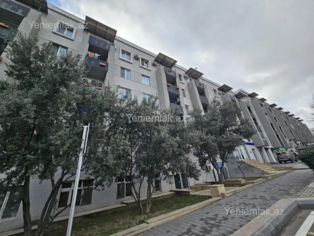Satılır 2 otaqlı köhnə tikili 43 m²