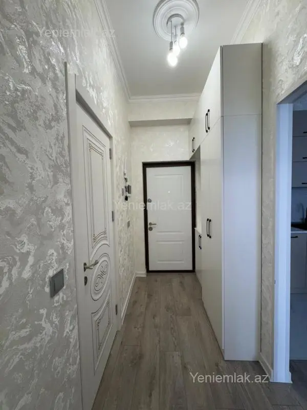 Satılır 2 otaqlı yeni tikili 50 m²