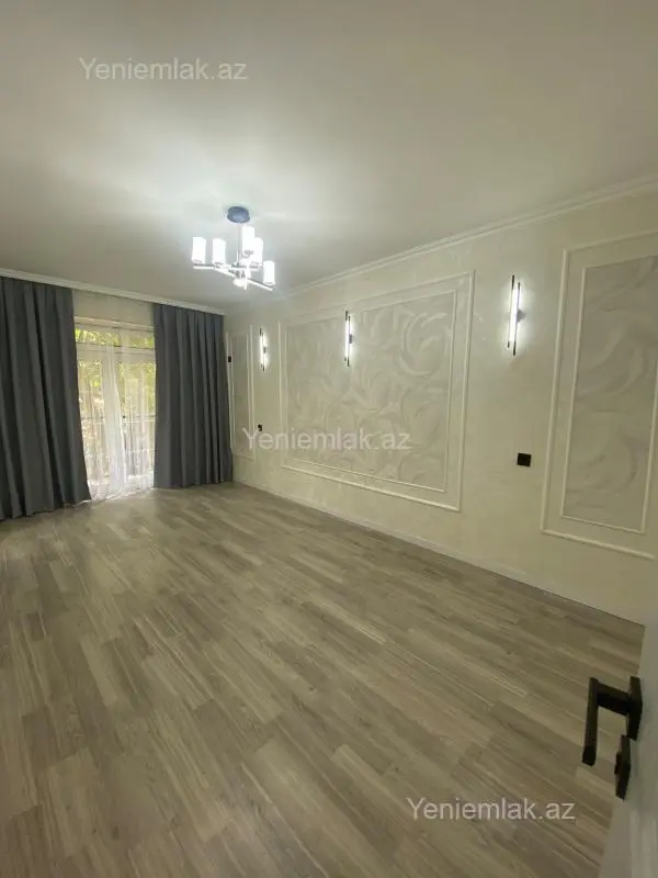 Satılır 3 otaqlı köhnə tikili 70 m²