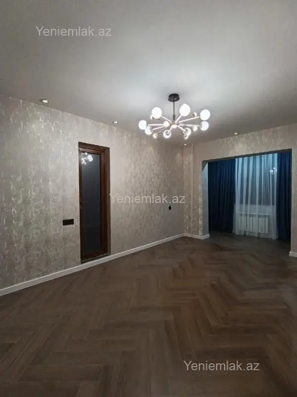 Satılır 3 otaqlı köhnə tikili 90 m²