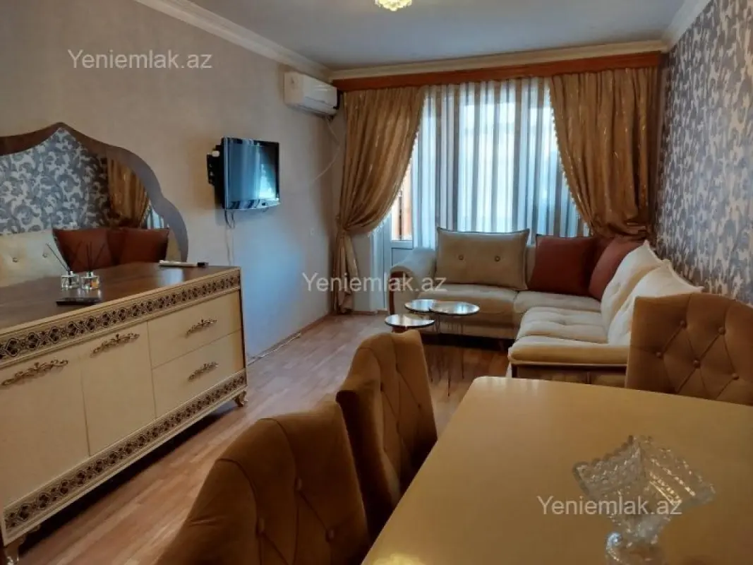 Satılır 2 otaqlı köhnə tikili 50 m²
