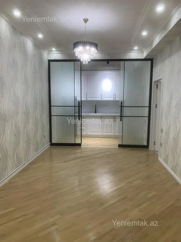 Satılır 3 otaqlı yeni tikili 85 m²