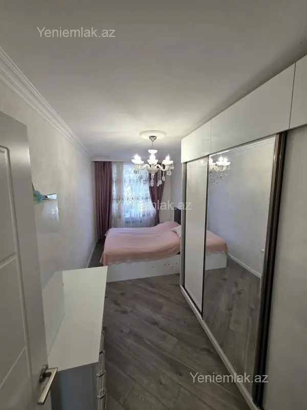 Satılır 3 otaqlı köhnə tikili 70 m²