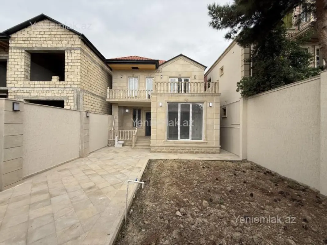 Satılır 5 otaqlı həyət evi 170 m²