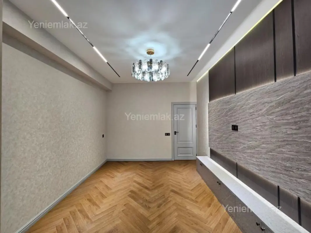 Satılır 2 otaqlı yeni tikili 55 m²