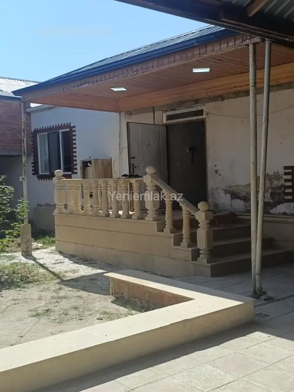 Satılır 3 otaqlı həyət evi 90 m²