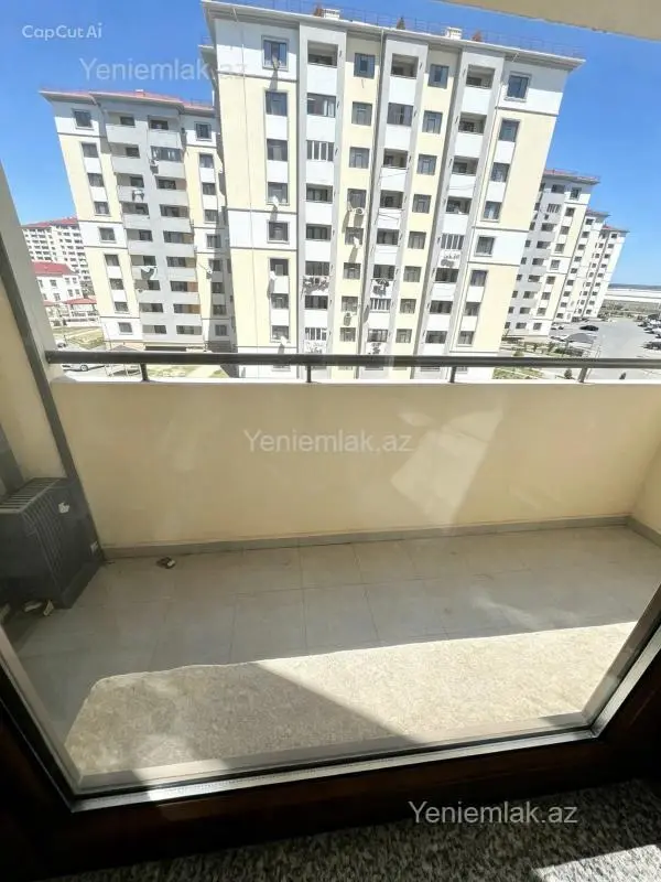 Satılır 2 otaqlı köhnə tikili 65 m²