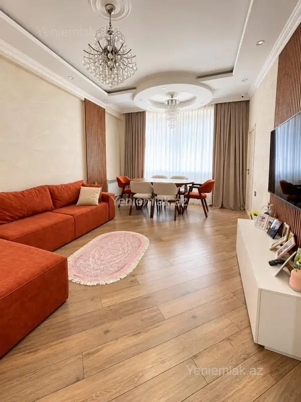 Satılır 3 otaqlı yeni tikili 90 m²