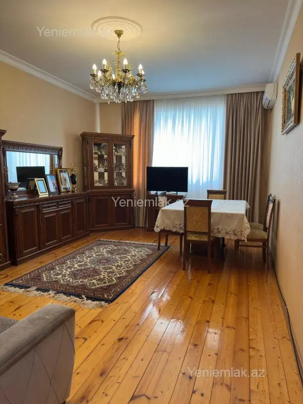 Satılır 2 otaqlı yeni tikili 74.4 m²