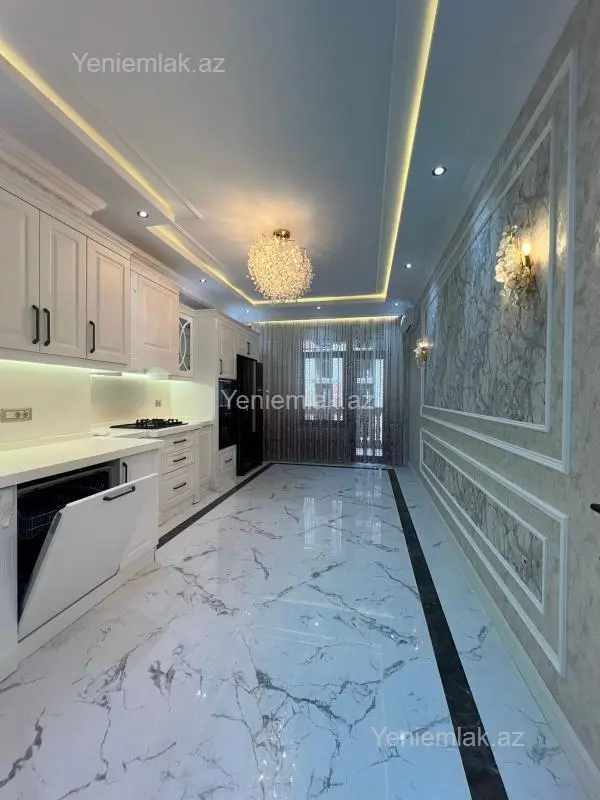 Satılır 3 otaqlı yeni tikili 137 m²