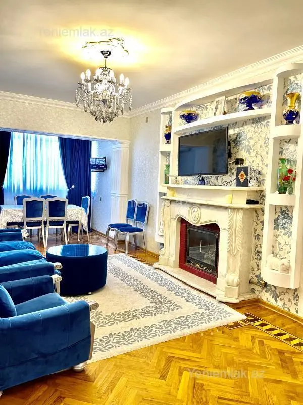 Satılır 3 otaqlı köhnə tikili 110 m²