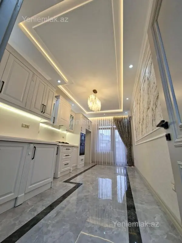 Satılır 2 otaqlı yeni tikili 100 m²