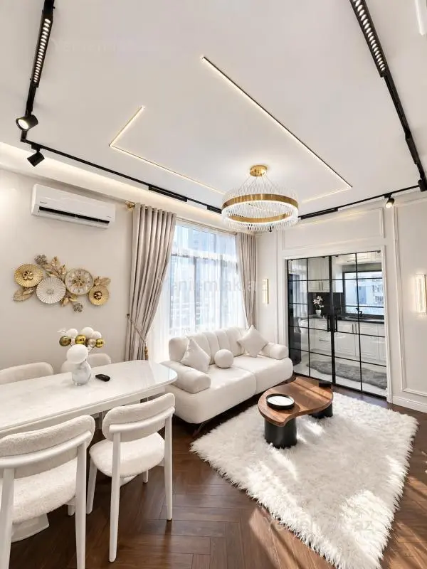 Satılır 3 otaqlı yeni tikili 90 m²