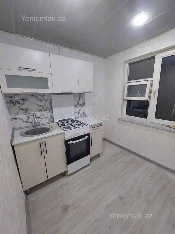 Satılır 1 otaqlı köhnə tikili 31 m²
