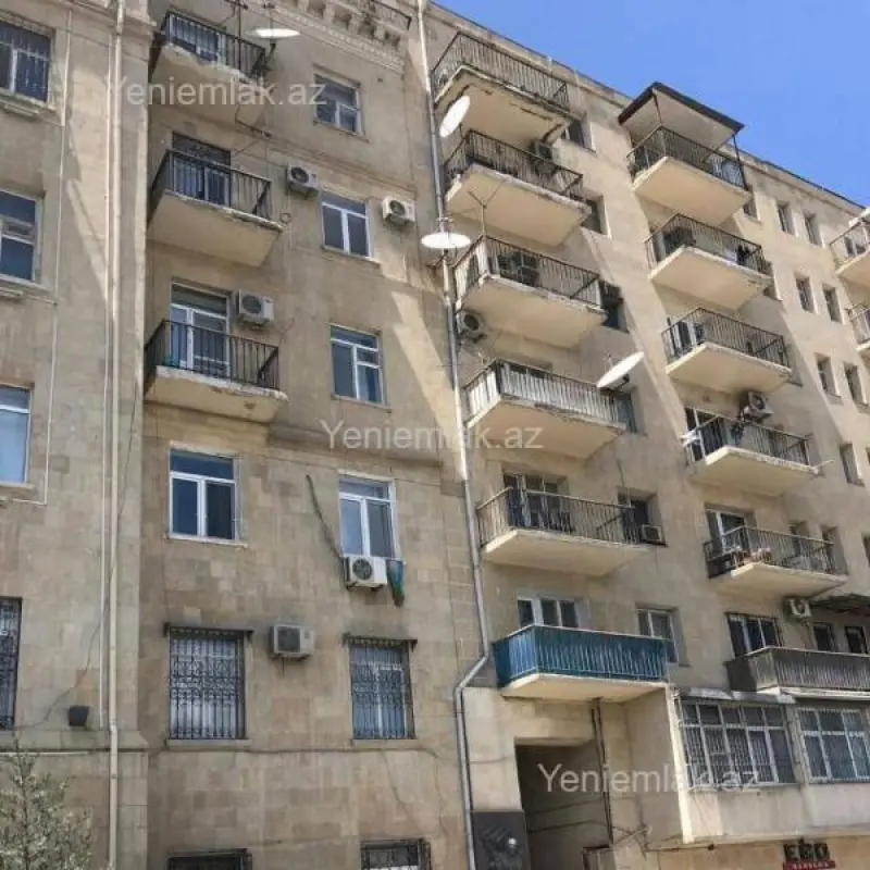 Satılır 2 otaqlı yeni tikili 45 m²