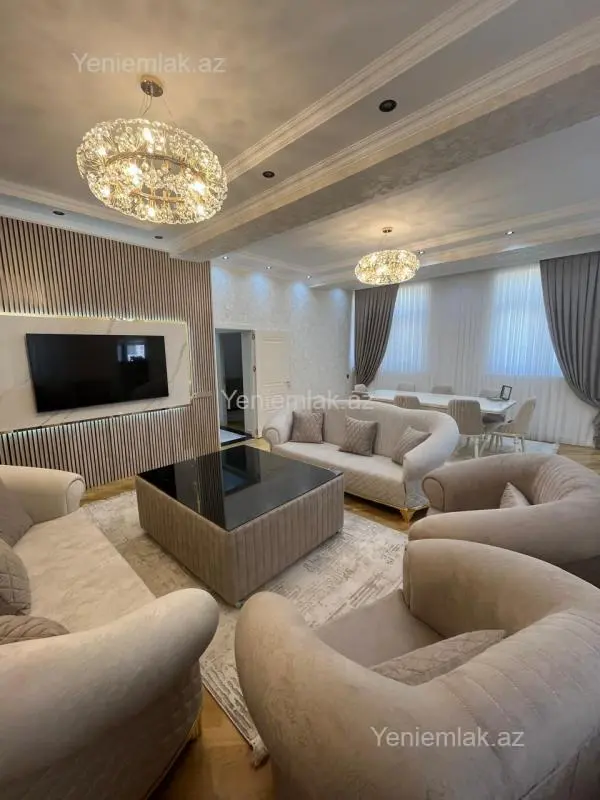 Satılır 4 otaqlı yeni tikili 150 m²