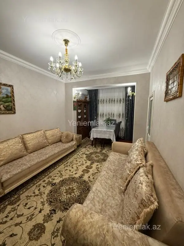 Satılır 3 otaqlı köhnə tikili 75 m²