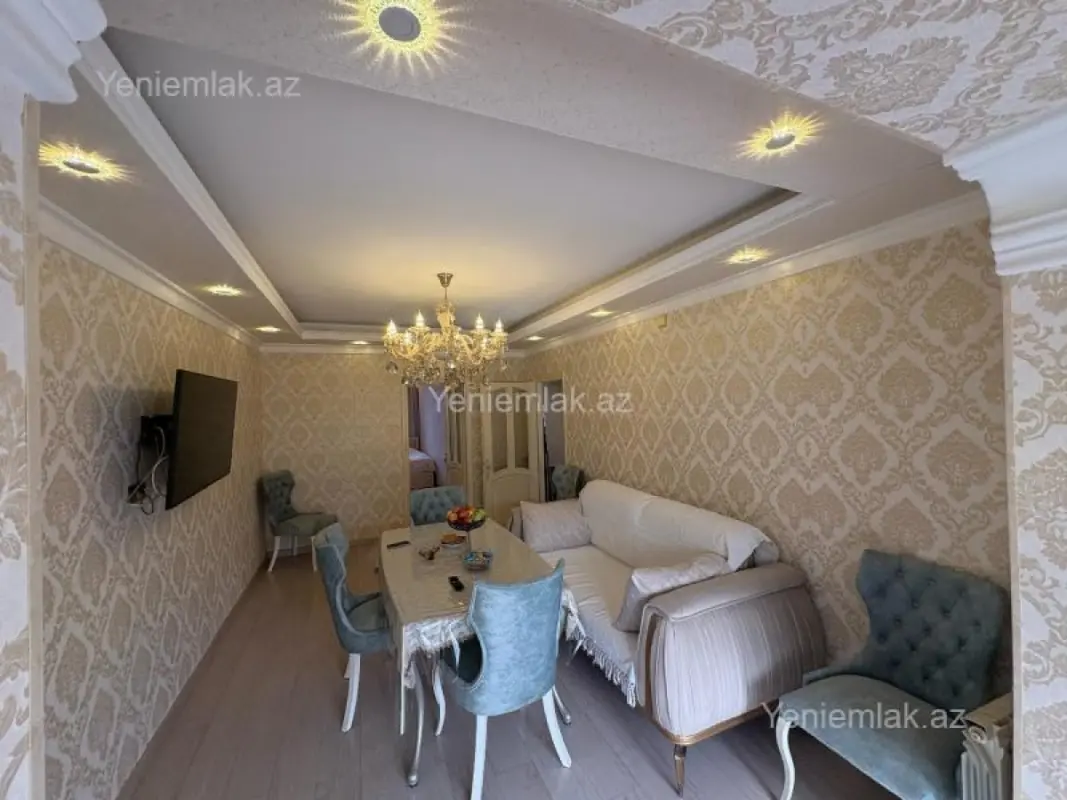 Satılır 2 otaqlı köhnə tikili 65 m²