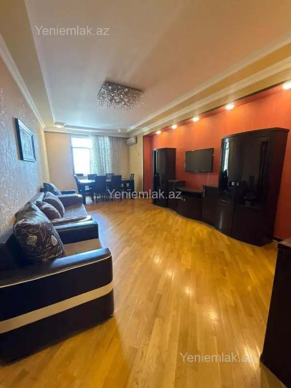 Satılır 3 otaqlı yeni tikili 110 m²