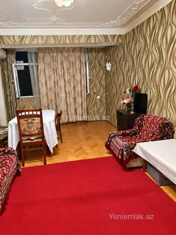 Satılır 3 otaqlı köhnə tikili 80 m²