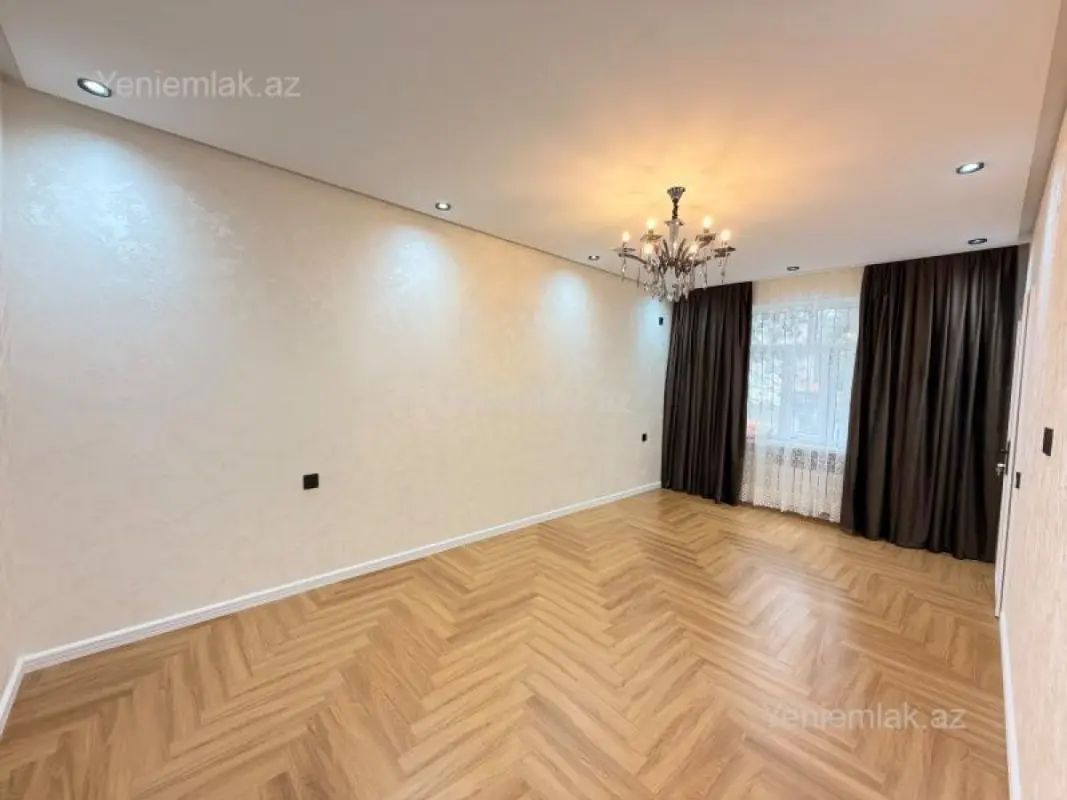 Satılır 3 otaqlı köhnə tikili 60 m²